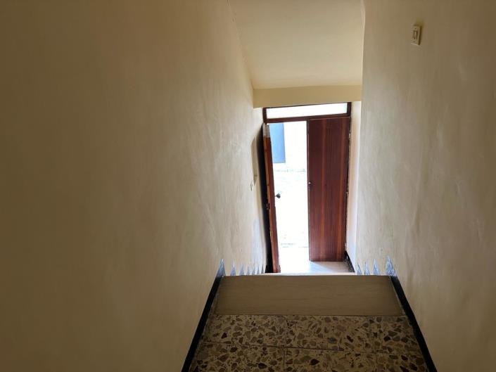 Image No.13-2 Bed Townhouse for sale