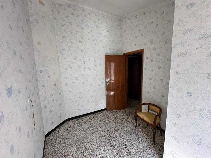 Image No.22-2 Bed Townhouse for sale