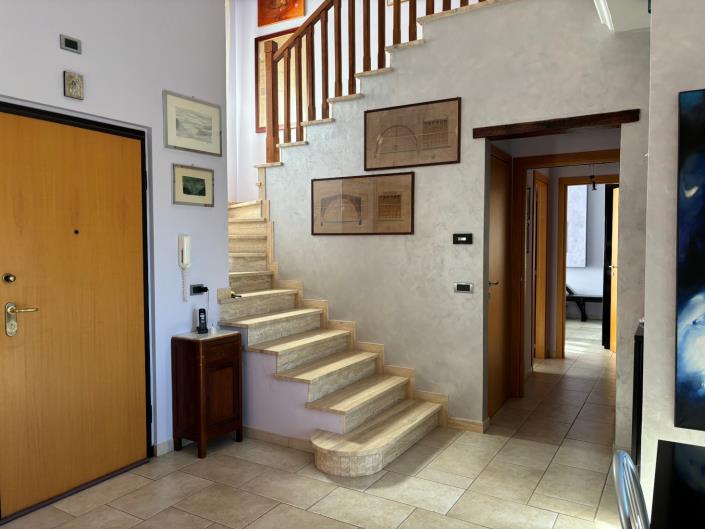 Image No.7-6 Bed House/Villa for sale