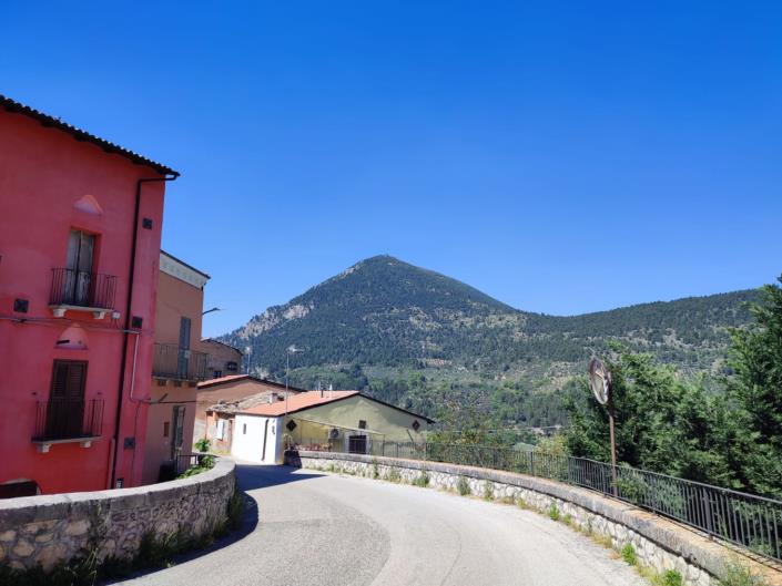 Image No.3-3 Bed Property for sale