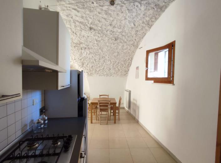 Image No.10-3 Bed Property for sale