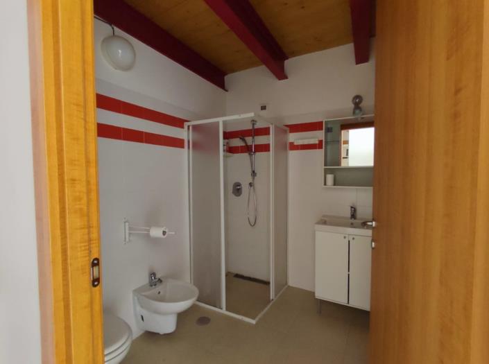 Image No.21-3 Bed Property for sale