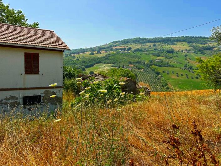 Image No.41-2 Bed Cottage for sale