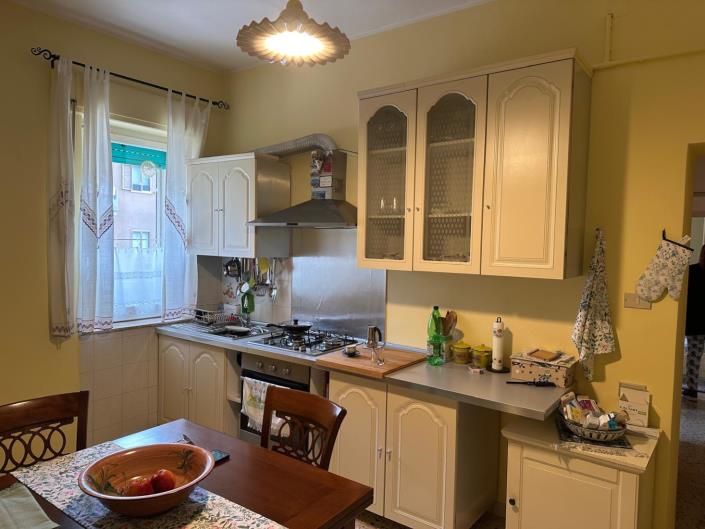 Image No.18-2 Bed Apartment for sale