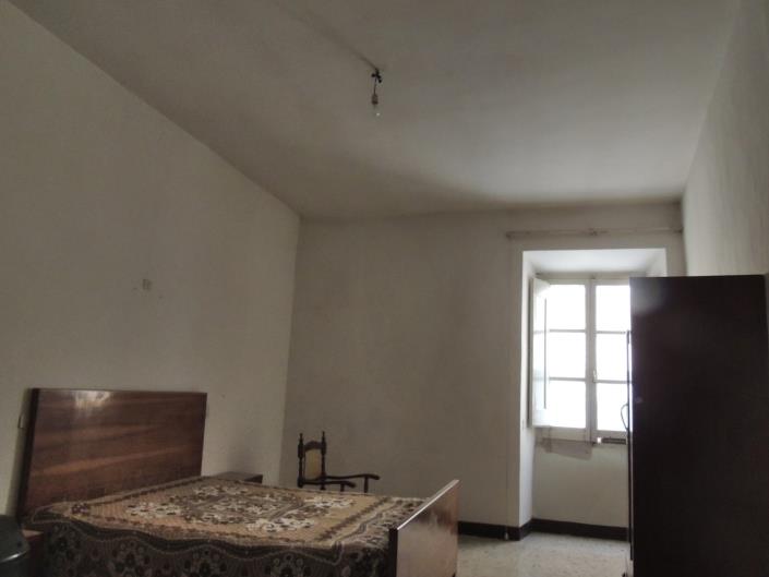 Image No.25-2 Bed Apartment for sale