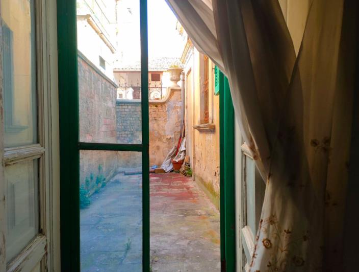 Image No.21-2 Bed Apartment for sale