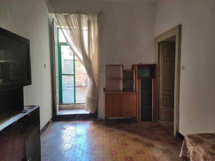 Image No.20-2 Bed Apartment for sale