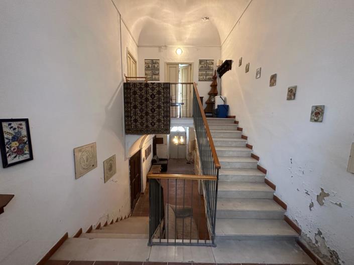 Image No.7-3 Bed Property for sale