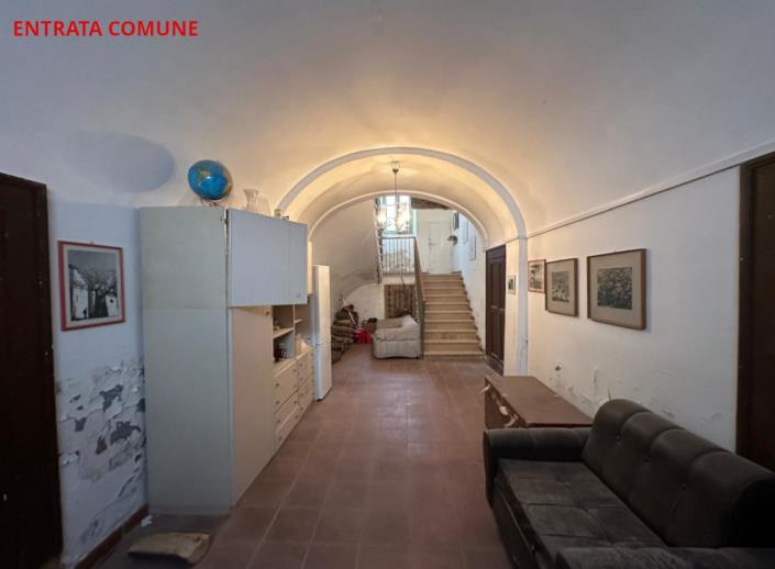 Image No.6-3 Bed Property for sale