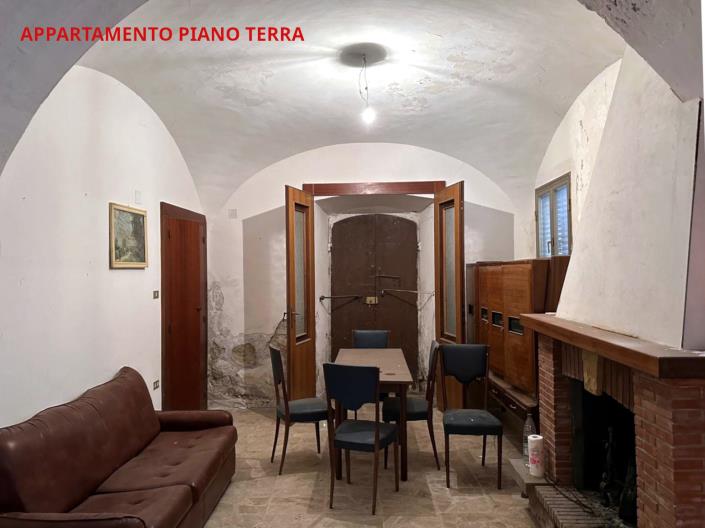 Image No.19-3 Bed Property for sale