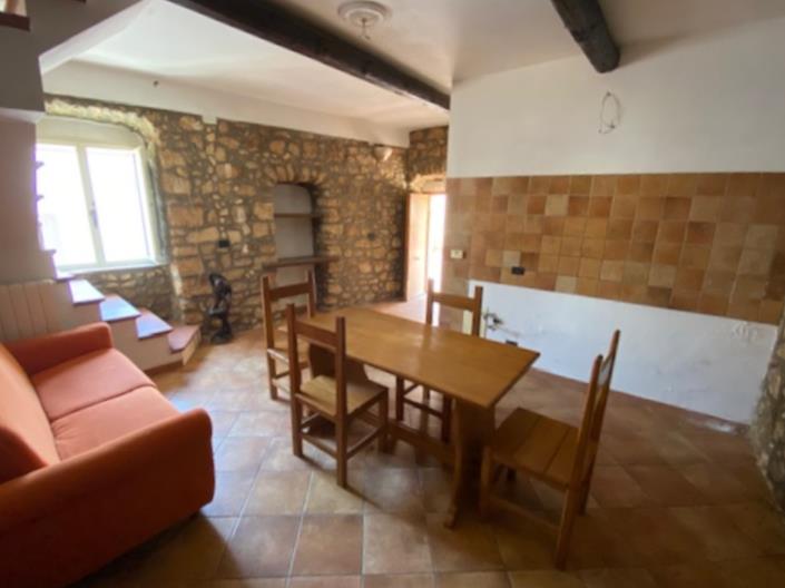 Image No.7-2 Bed Property for sale