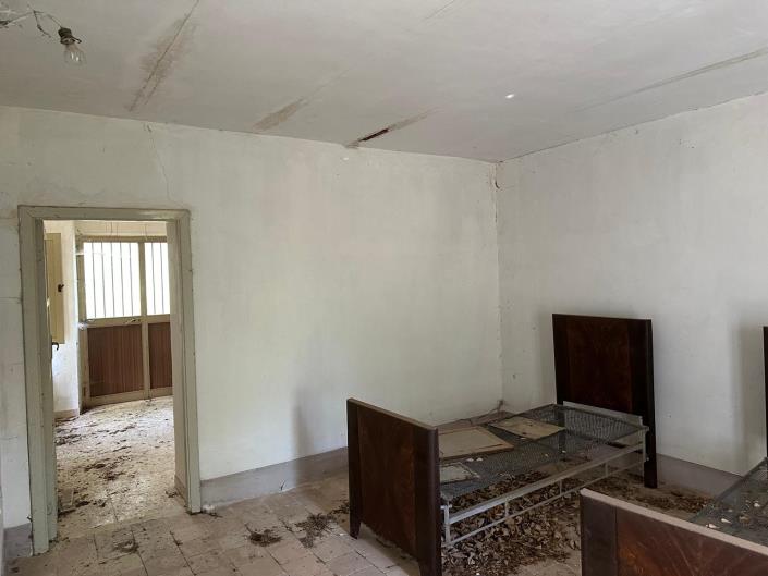 Image No.24-3 Bed Property for sale