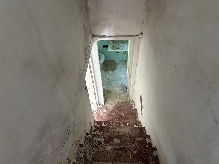 Image No.29-3 Bed Property for sale