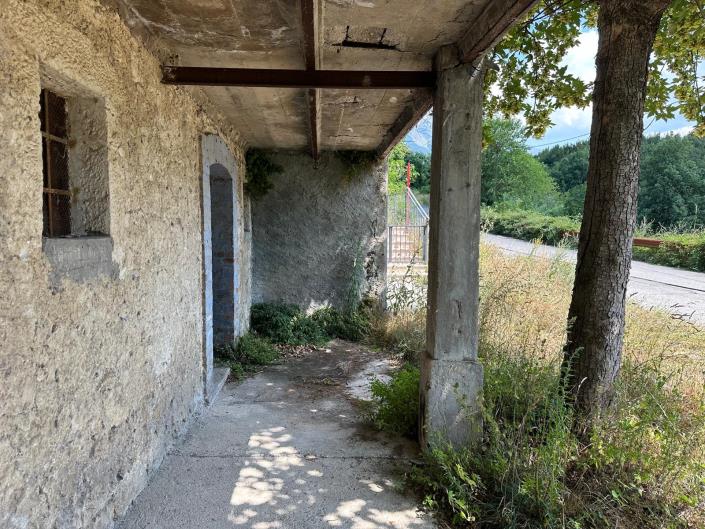 Image No.32-3 Bed Property for sale