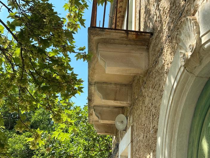 Image No.40-3 Bed Property for sale