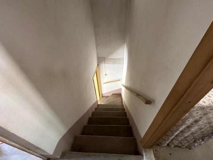 Image No.25-2 Bed House for sale