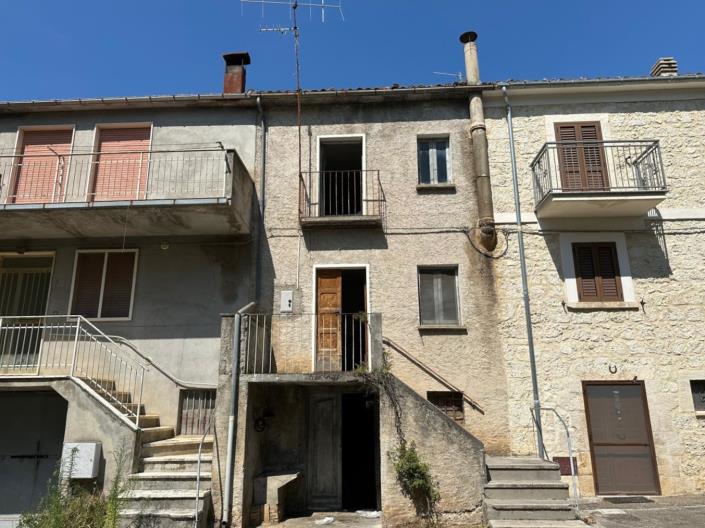 Image No.30-2 Bed House for sale