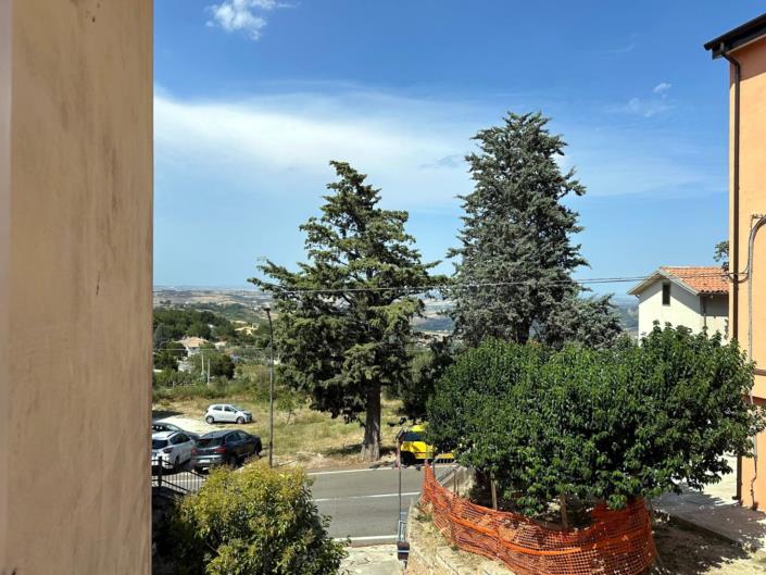 Image No.24-2 Bed Apartment for sale