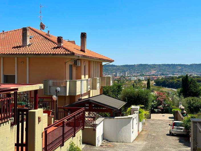 Image No.4-3 Bed House/Villa for sale