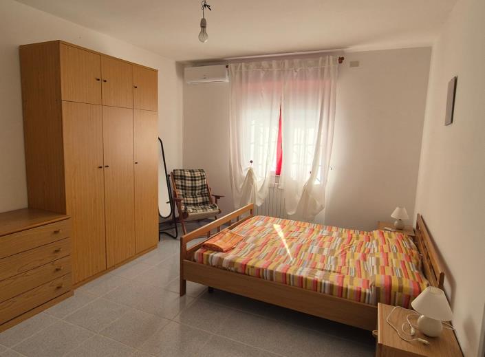 Image No.16-5 Bed House for sale