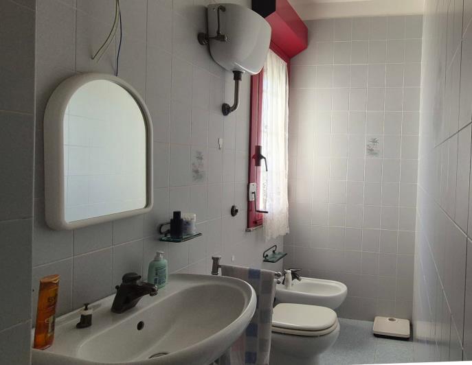 Image No.24-5 Bed House for sale