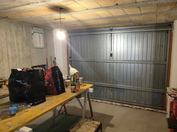 Image No.33-5 Bed House for sale