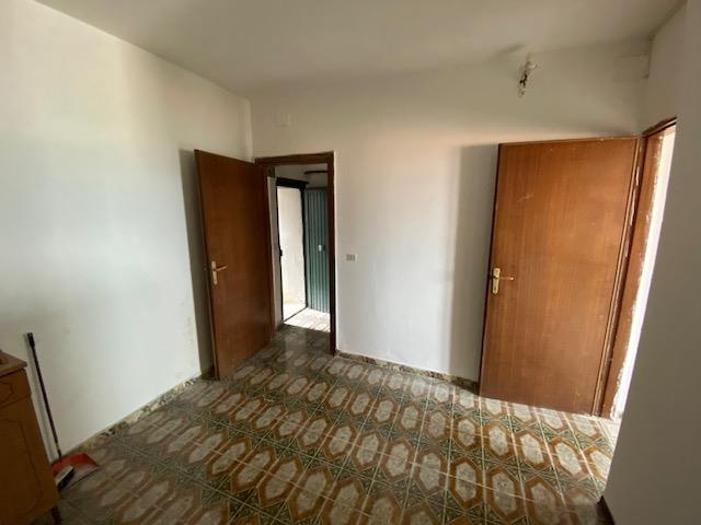 Image No.11-2 Bed Townhouse for sale