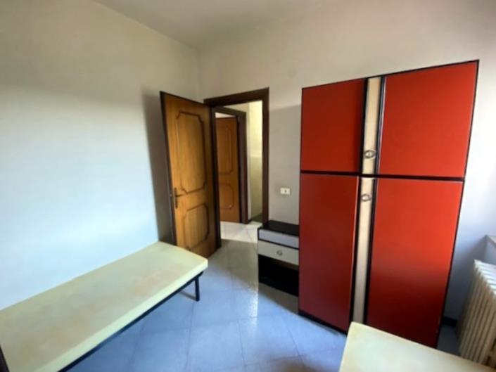 Image No.11-2 Bed Townhouse for sale