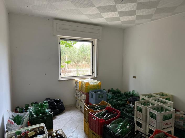 Image No.26-2 Bed Country House for sale