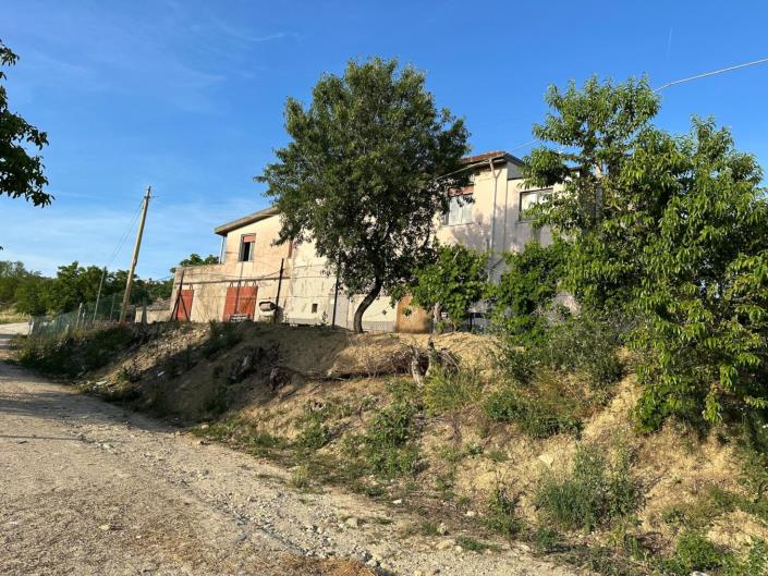 Image No.29-4 Bed Cottage for sale