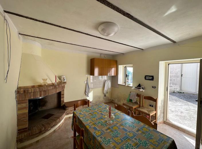 Image No.19-1 Bed Country Property for sale