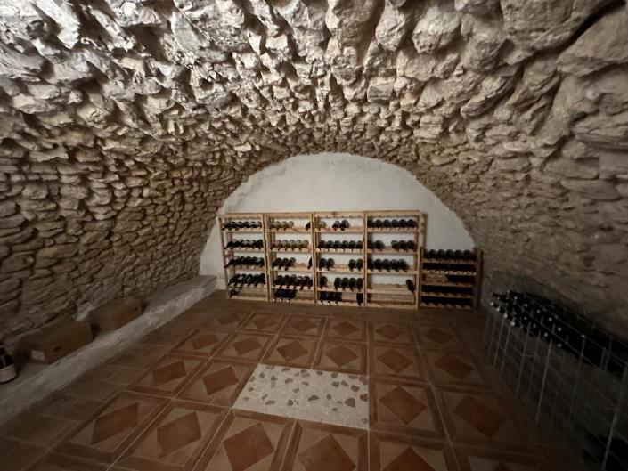 Image No.42-7 Bed Property for sale