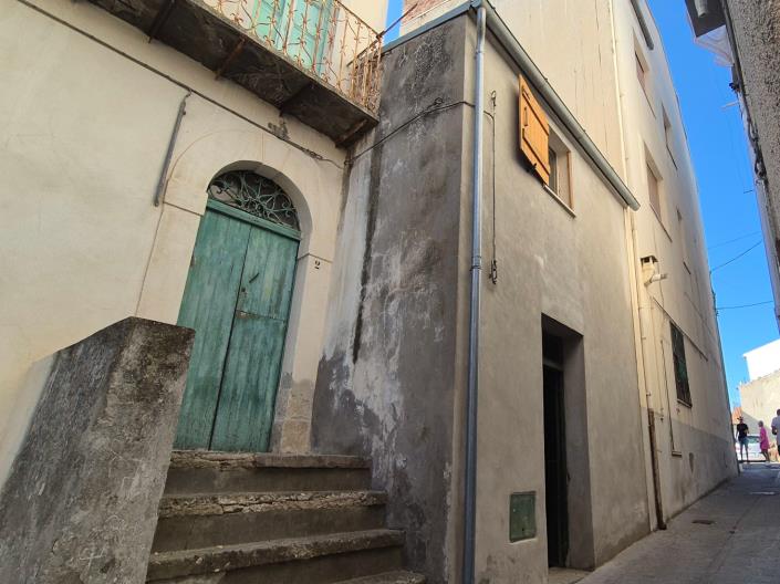 Image No.27-2 Bed House for sale