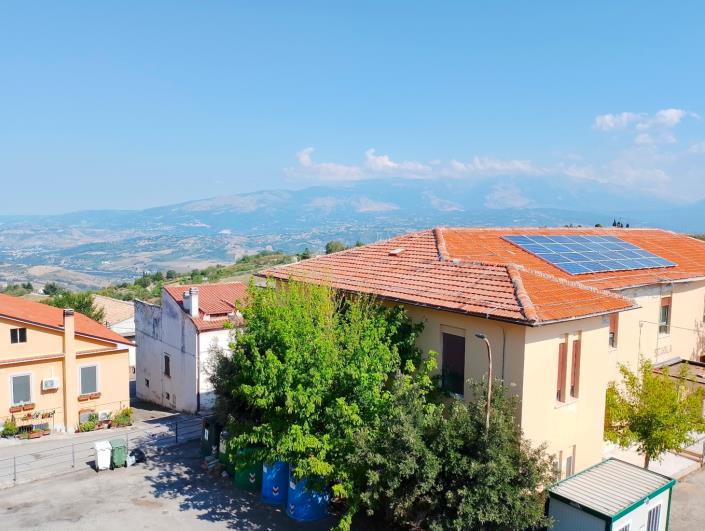 Image No.23-5 Bed Property for sale