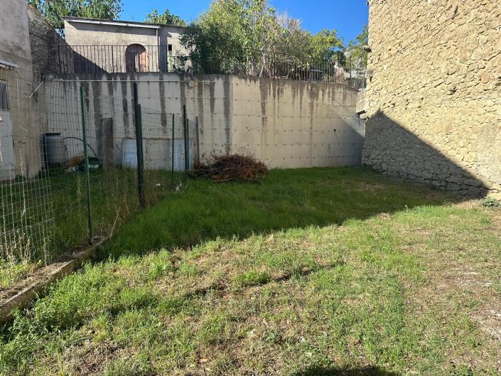 Image No.22-4 Bed Townhouse for sale