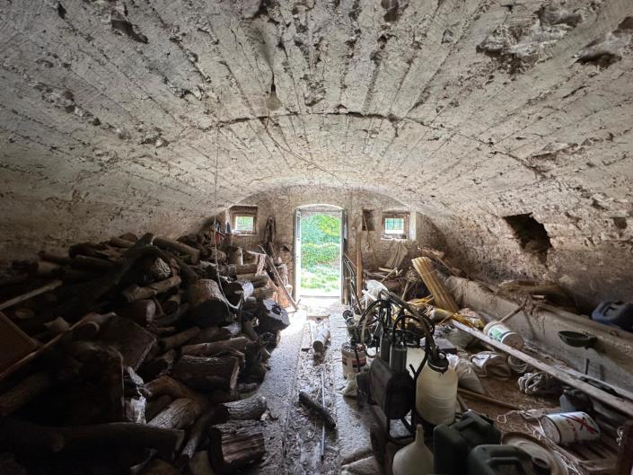 Image No.9-Cottage for sale