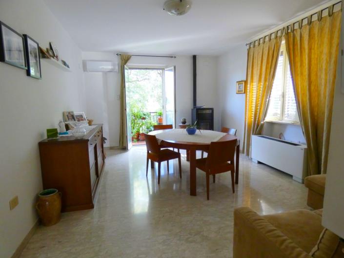 Image No.16-3 Bed Villa / Detached for sale