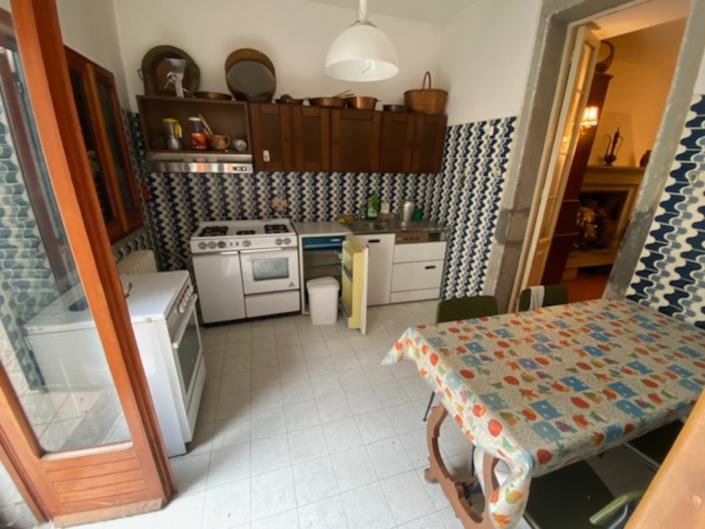 Image No.10-4 Bed Apartment for sale