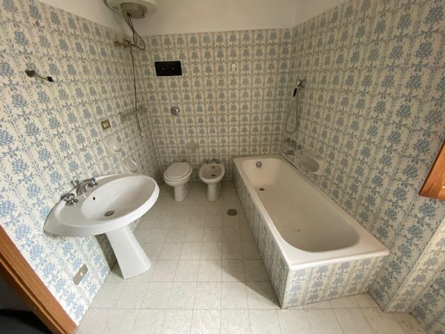 Image No.17-4 Bed Apartment for sale