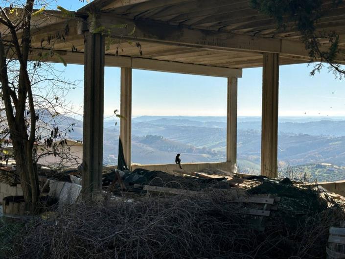 Image No.26-3 Bed Cottage for sale