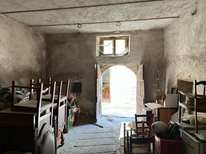 Image No.34-2 Bed House for sale