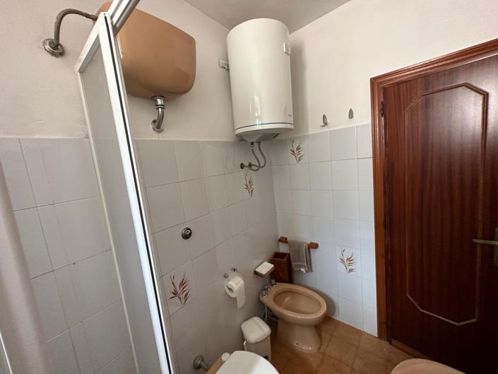 Image No.21-2 Bed House for sale