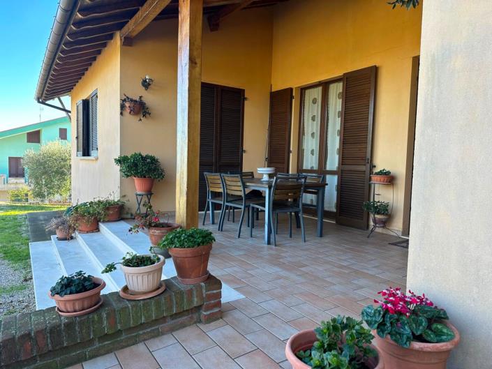 Image No.4-2 Bed Villa / Detached for sale