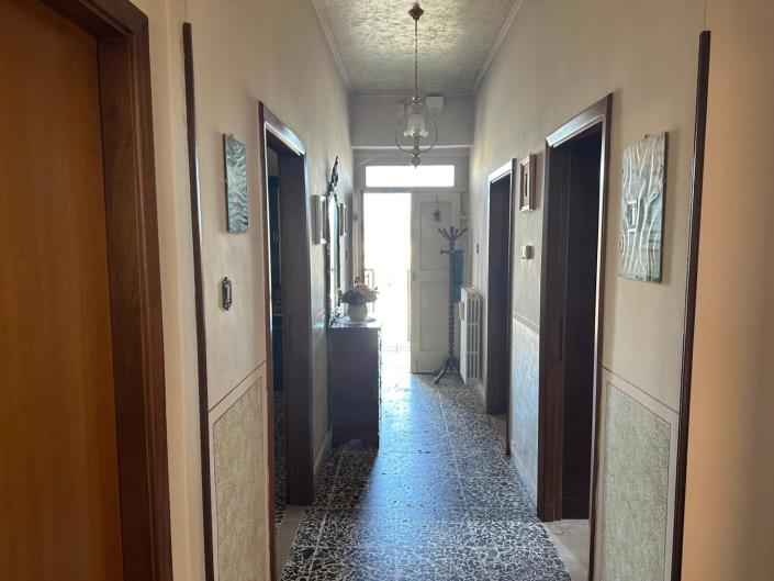 Image No.13-3 Bed Villa / Detached for sale