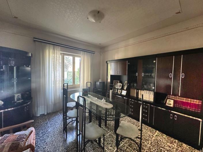 Image No.14-3 Bed Villa / Detached for sale