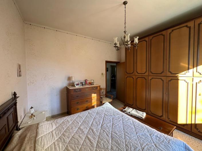 Image No.21-3 Bed Villa / Detached for sale