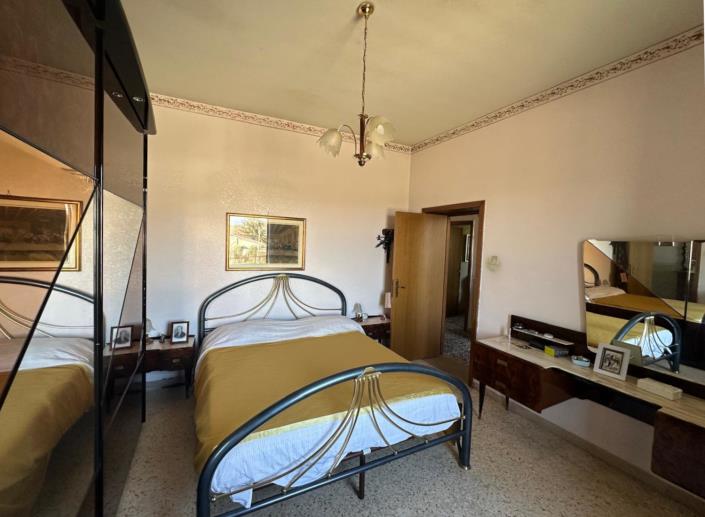 Image No.22-3 Bed Villa / Detached for sale