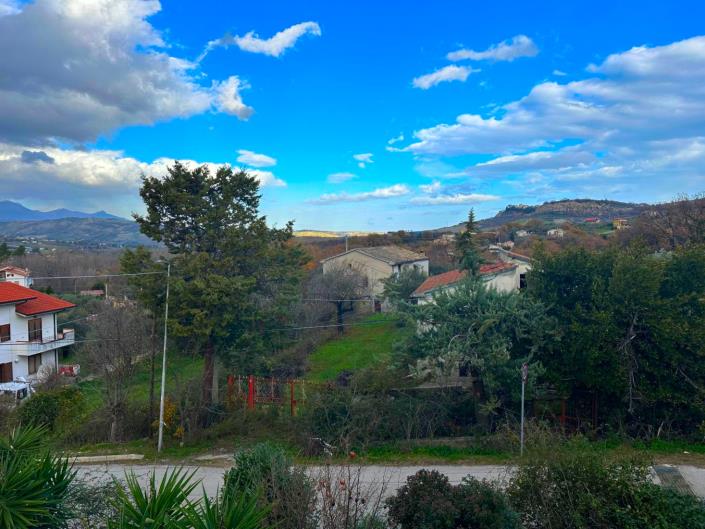 Image No.11-2 Bed Villa / Detached for sale