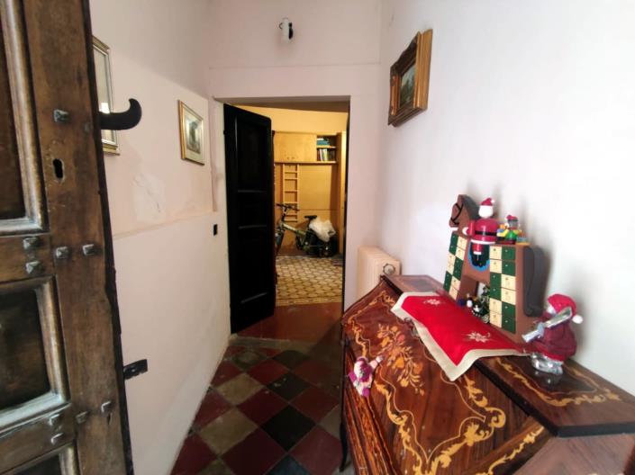 Image No.7-4 Bed Apartment for sale