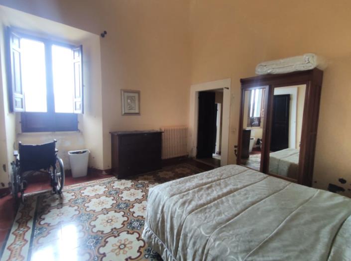 Image No.21-4 Bed Apartment for sale